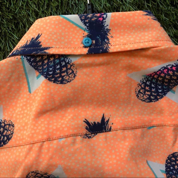 Chubbies shirt- small - Picture 7 of 8